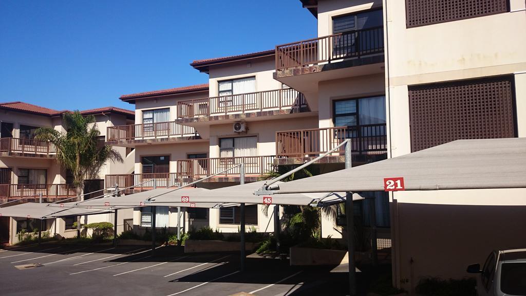 Topanga Holiday Home Uvongo Beach Exteriör bild